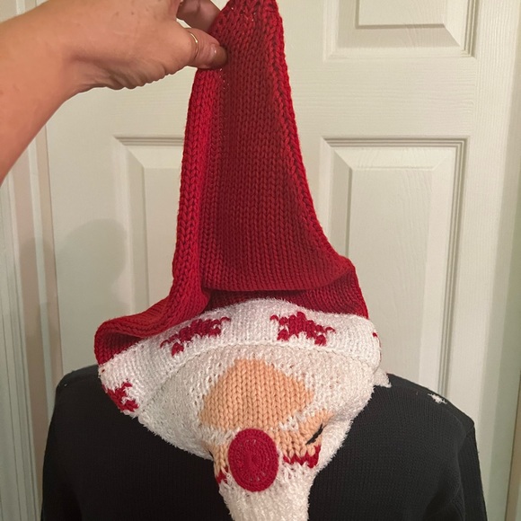 Adorable Christmas Sweater - Picture 4 of 8